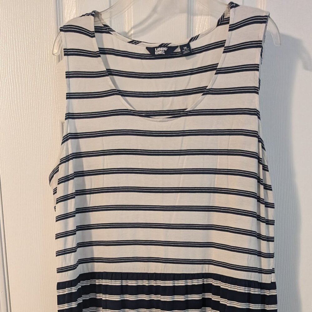 Sleeveless summer dress